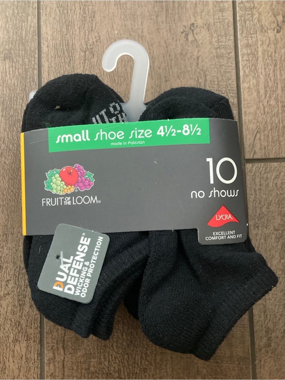 Fruit of the Loom Kids No Shows Socks (10 Pairs) Black Size Small 4.5-8.5 Kids)